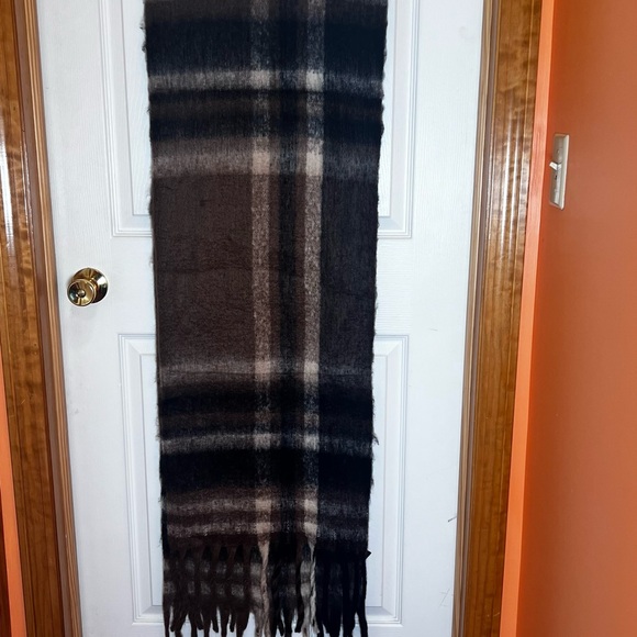 Brown and Black Plaid Scarf - Picture 8 of 8